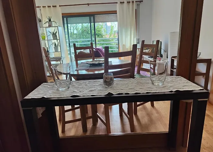 Cosy Sunny Flat Between Center And Apartment