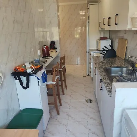 Apartment Cosy Sunny Flat Between Center And