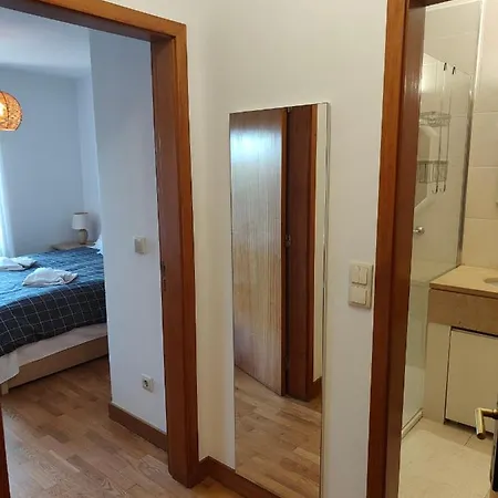 아파트 Cosy Sunny Flat Between Center And